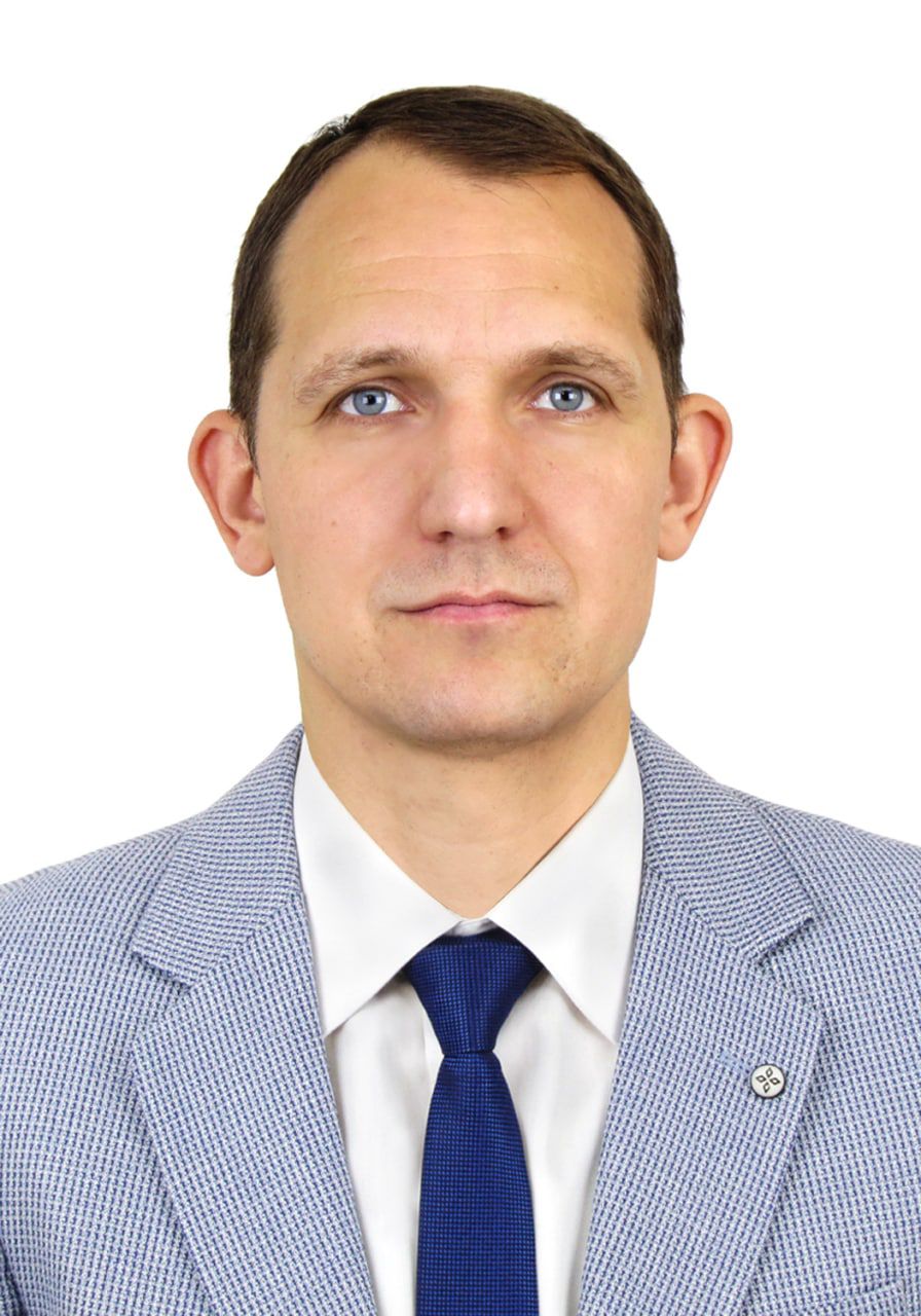 Dr. Kustov Maksym